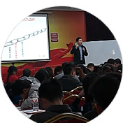 專家輔導、現場沙龍，更多干貨與人脈資源